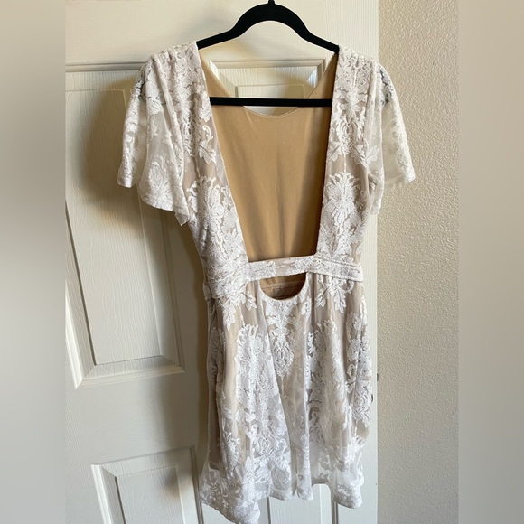 For Love & Lemons San Marcos Backless Ivory Lace Dress Medium - Picture 7 of 10